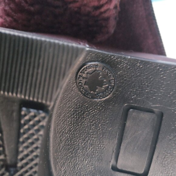 Made in Canada Cowhide Suede Thermal Fleece Lined Winter Boot Front Zip 11wide - Picture 9 of 9